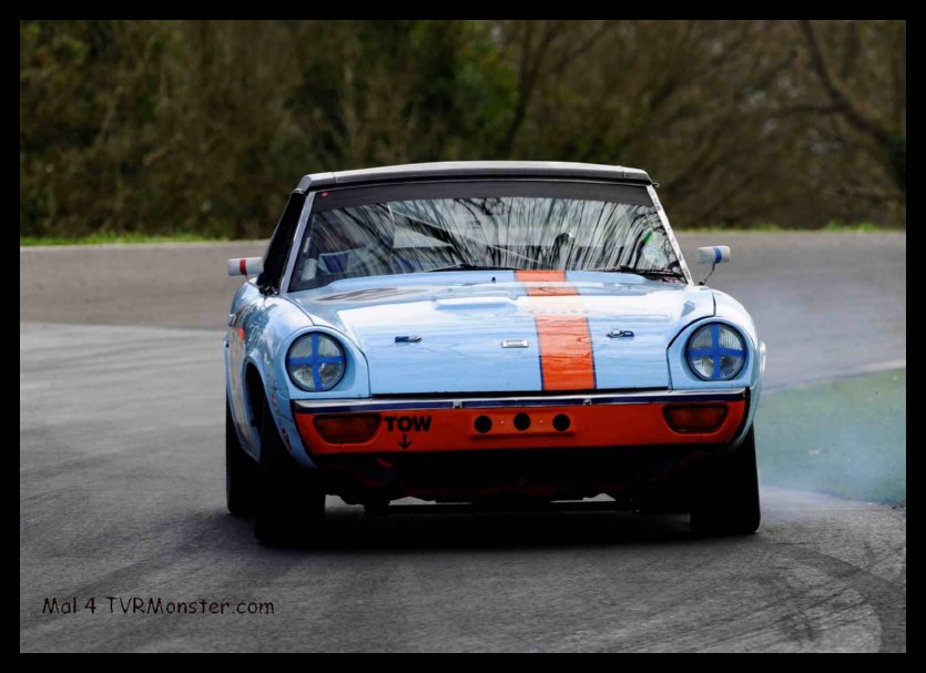 _DSC4555_(Custom)
